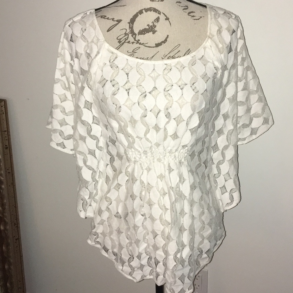 BOHO LACE OPEN WEAVE BAT WING TOP
